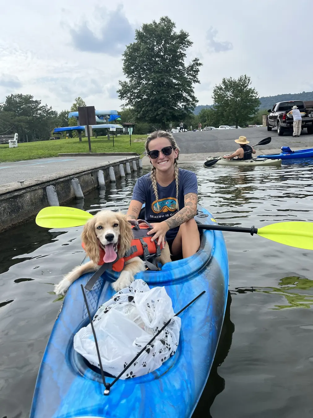 Sadie, kayak crew